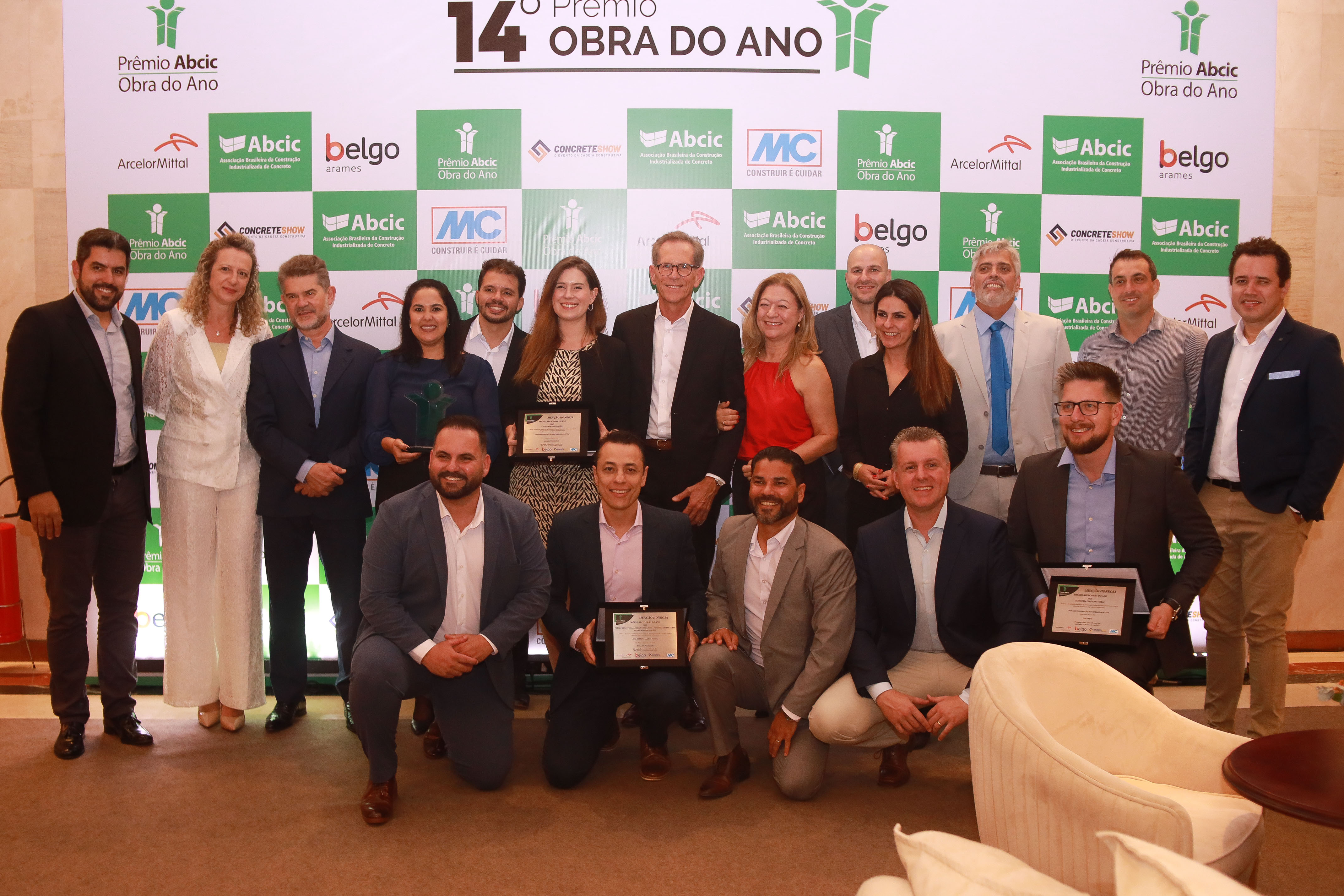 Foto do Evento - Premio323.jpg